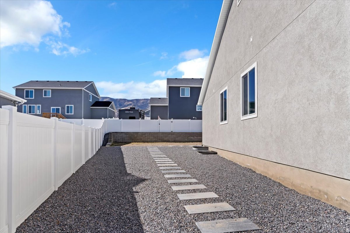 MALLARD BAY - Residential