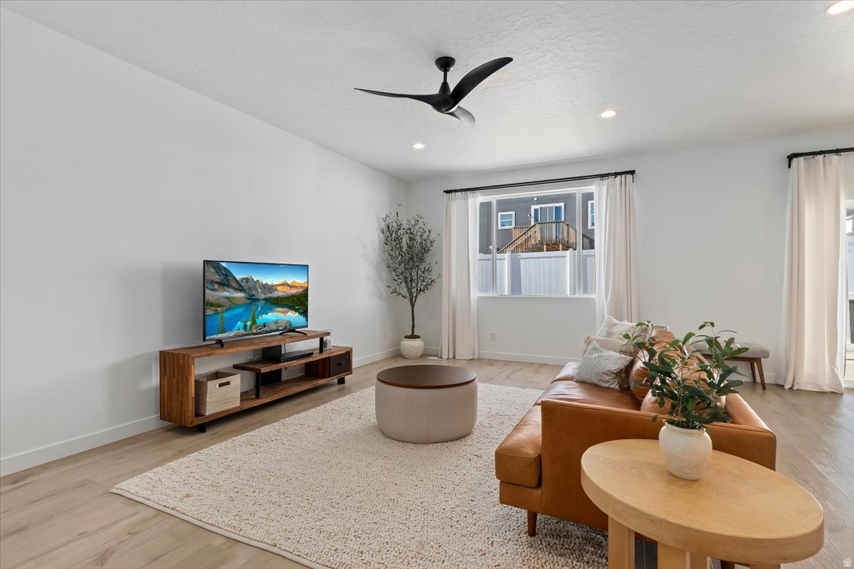 MALLARD BAY - Residential