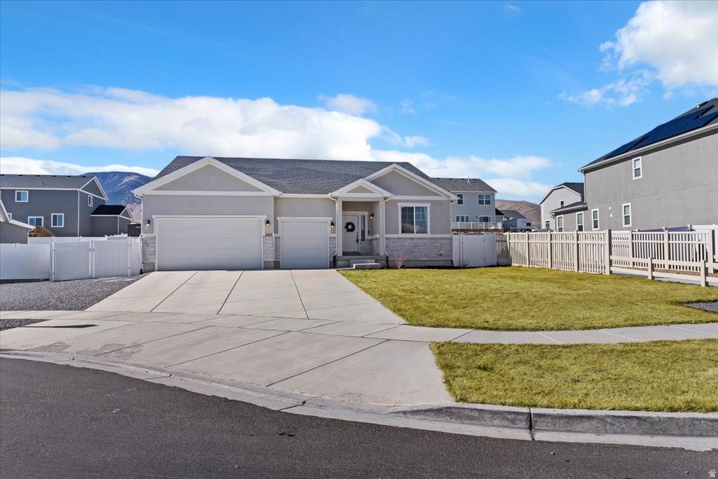 Photo of 2869 S DRAKE AVE, Saratoga Springs, UT 84045 (MLS # 2141289)