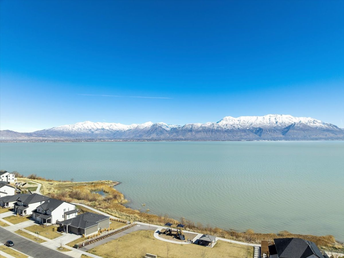 MALLARD BAY - Residential