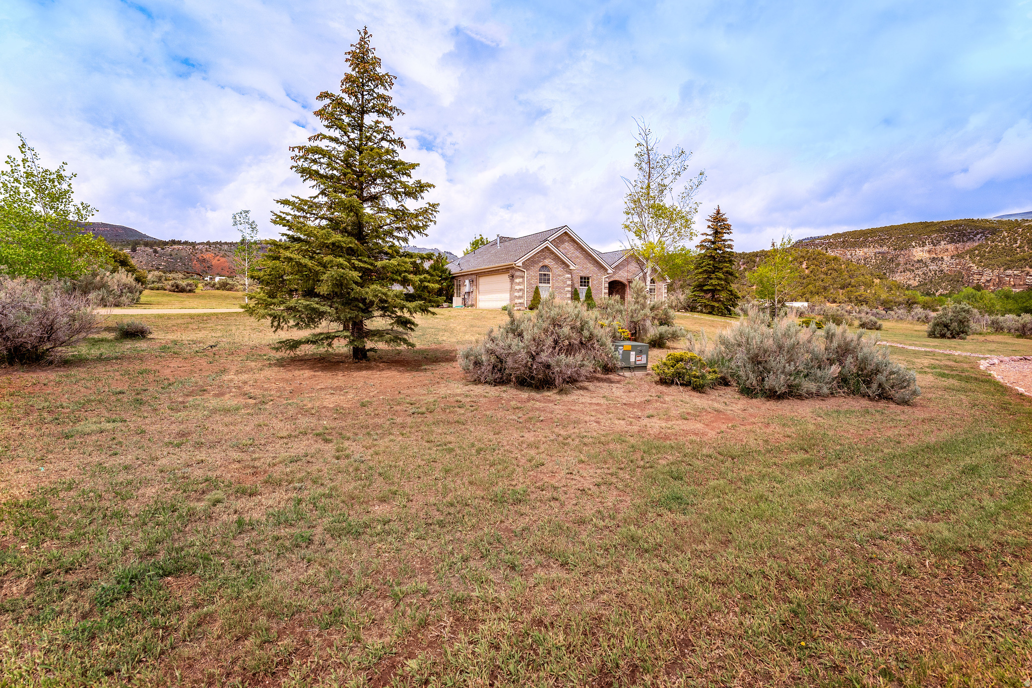 SAWTOOTH PARK PUD SUB - Residential