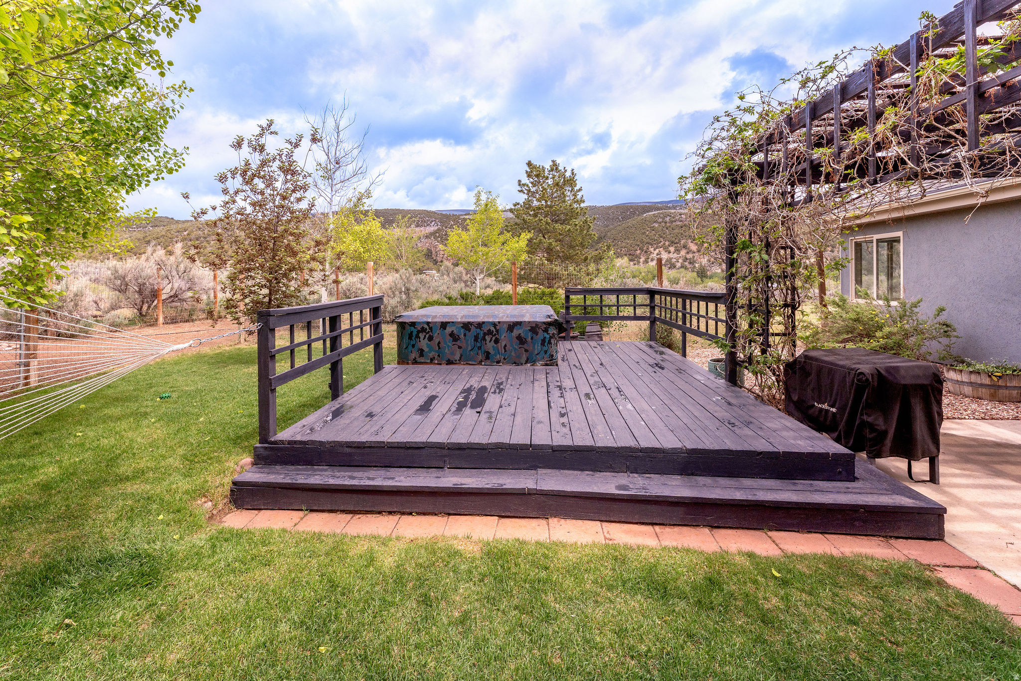 SAWTOOTH PARK PUD SUB - Residential