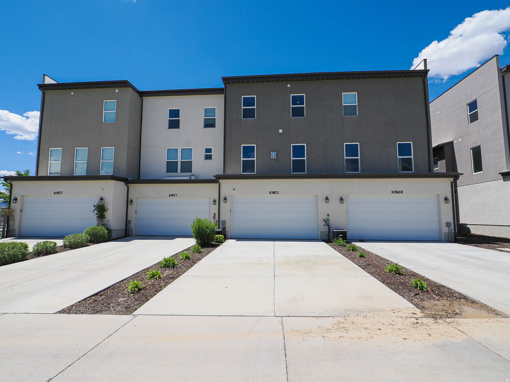 DAYBREAK VILLAGE 5 - Residential