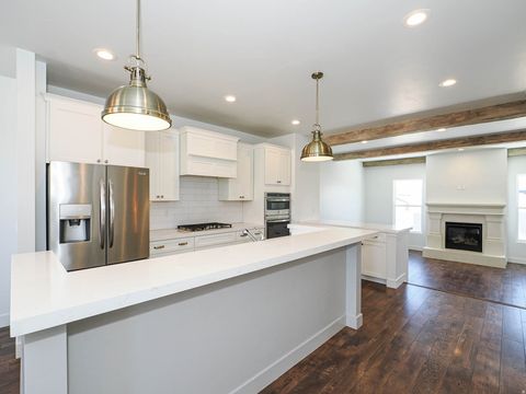 Tiny photo for 10871 S LAKE RD, South Jordan, UT 84009 (MLS # 2159455)