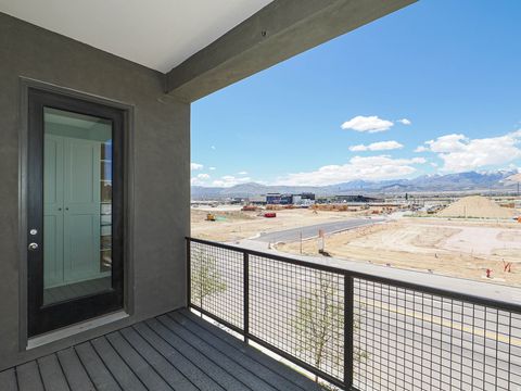 Tiny photo for 10871 S LAKE RD, South Jordan, UT 84009 (MLS # 2159455)