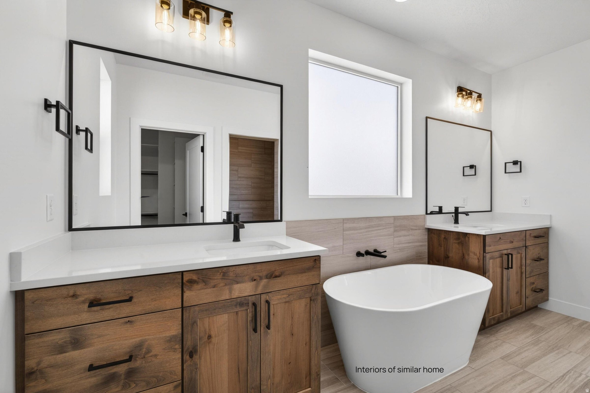 IRON CREST - Residential