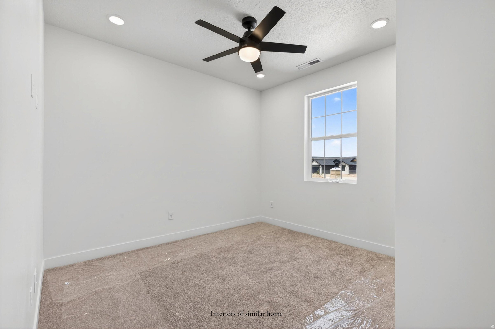IRON CREST - Residential