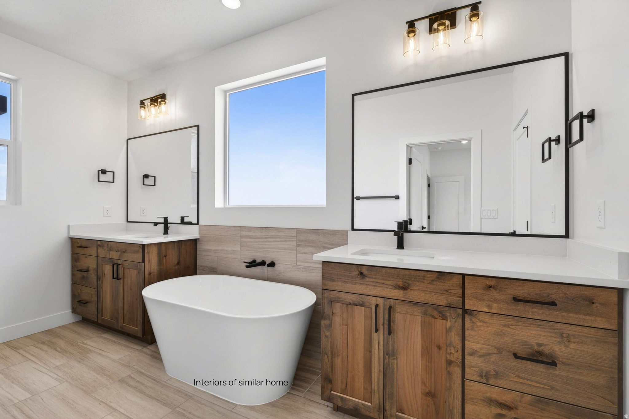 IRON CREST - Residential