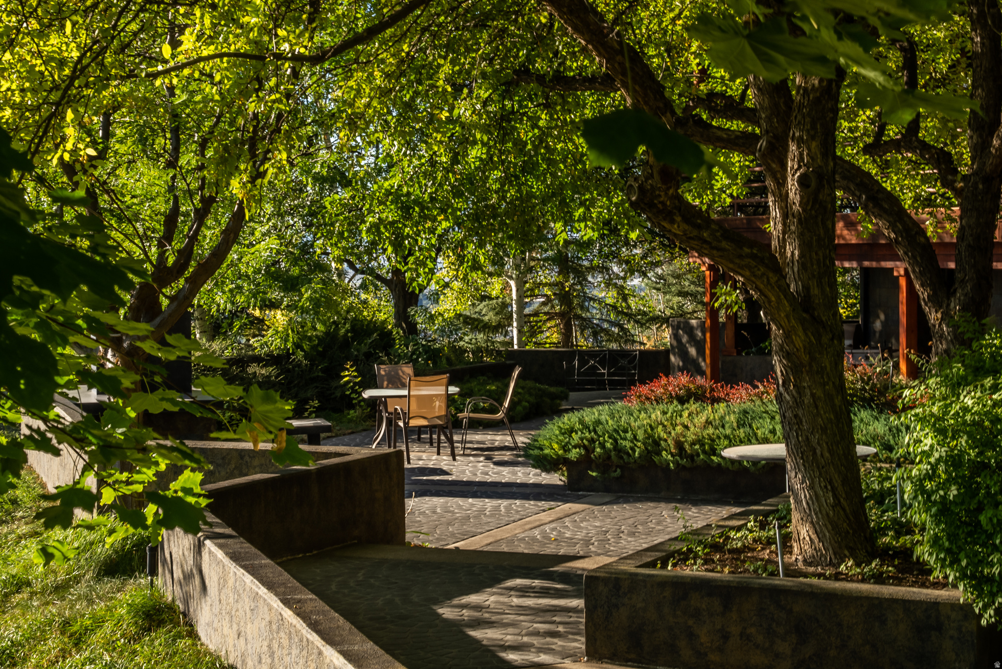 SPRING CREEK - Residential