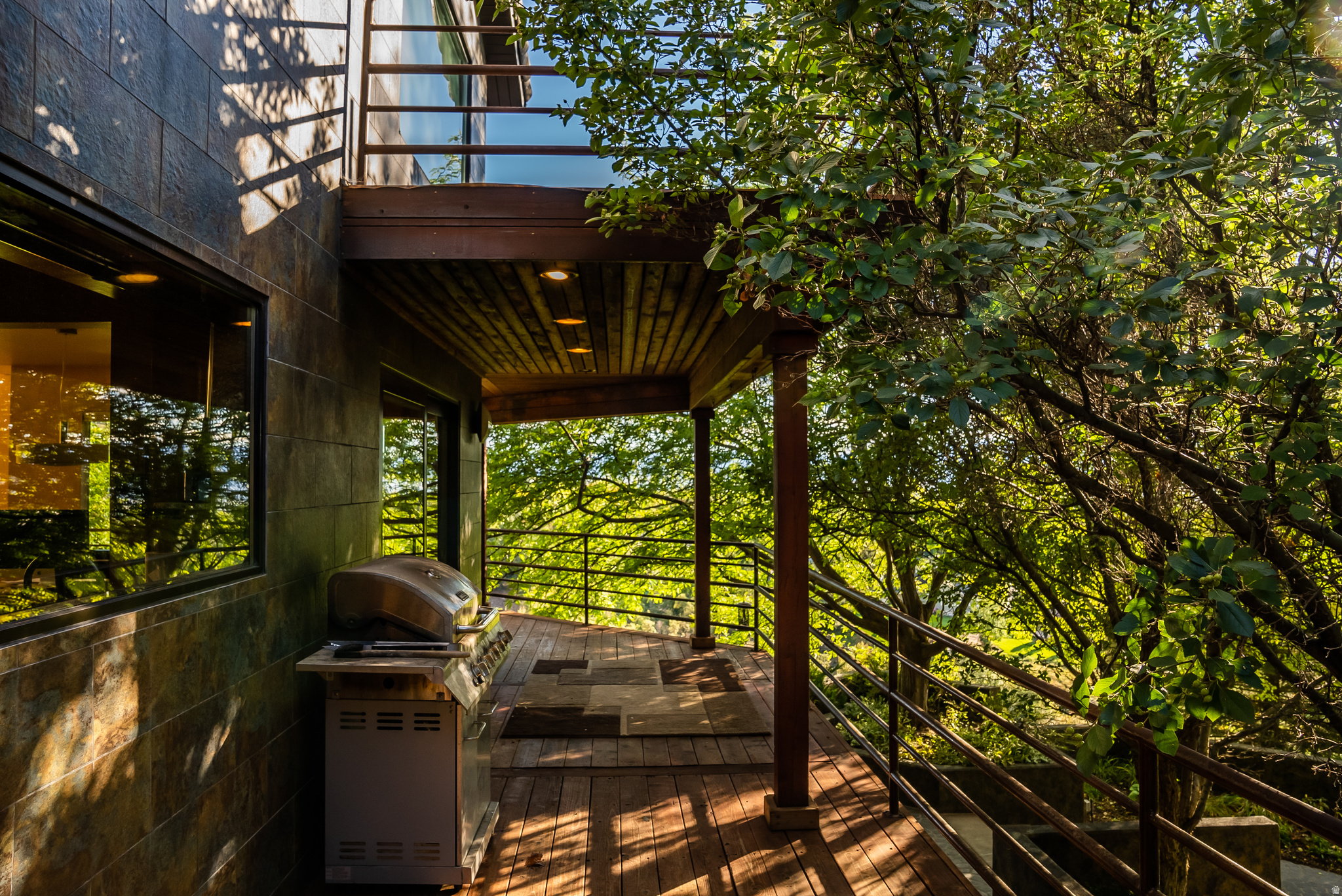 SPRING CREEK - Residential