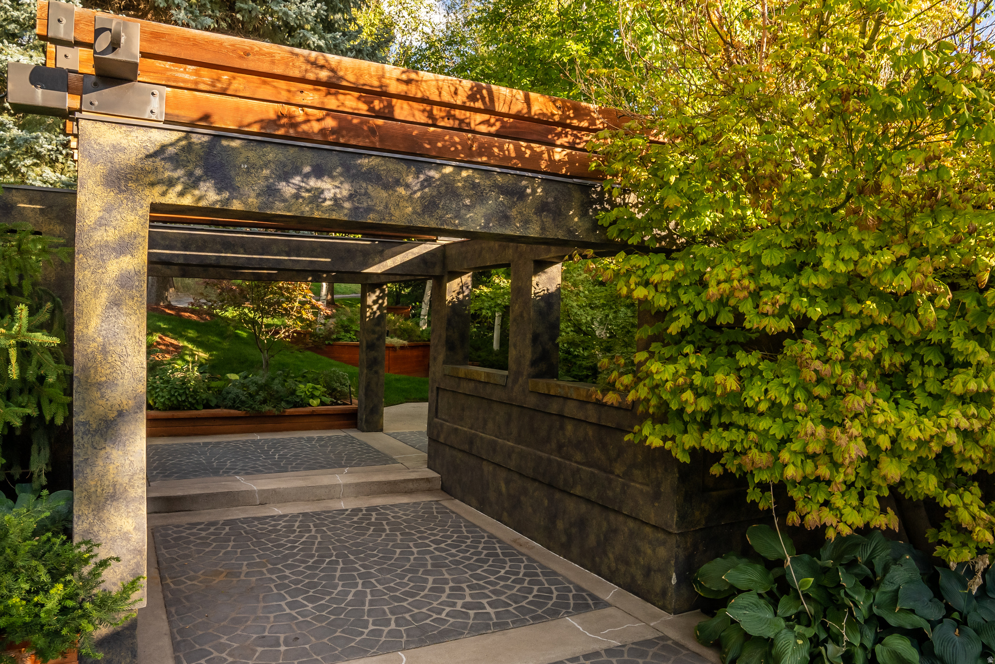 SPRING CREEK - Residential