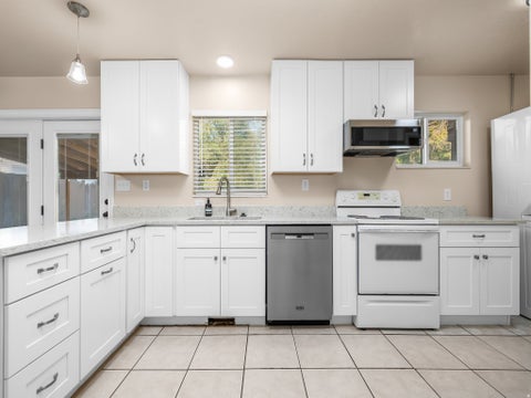 Tiny photo for 257 S 300 E, Salem, UT 84653 (MLS # 2177704)