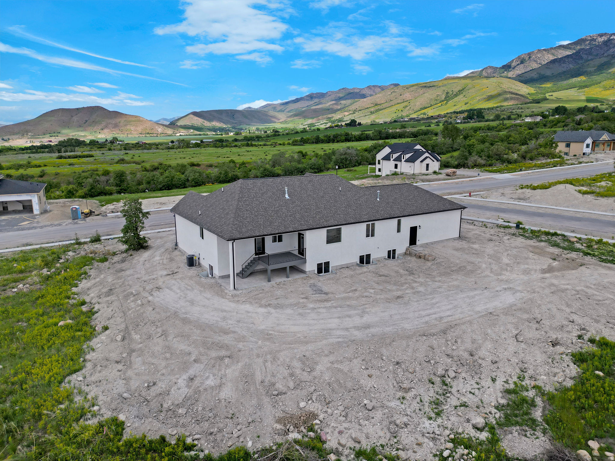 KNOLLS SUBDIVISION PHASE 1 - Residential