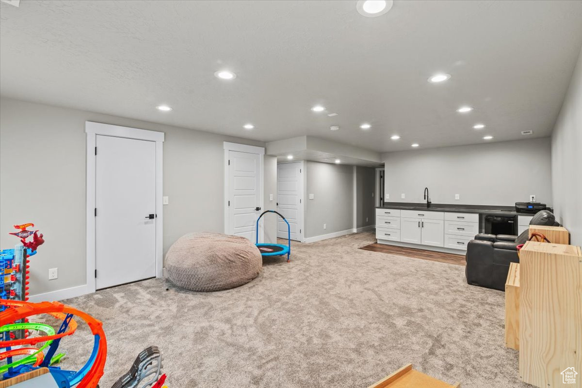 LEGACY ESTATES - Residential