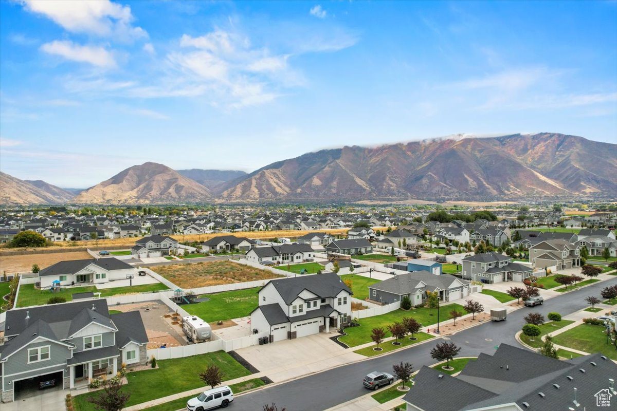 LEGACY ESTATES - Residential