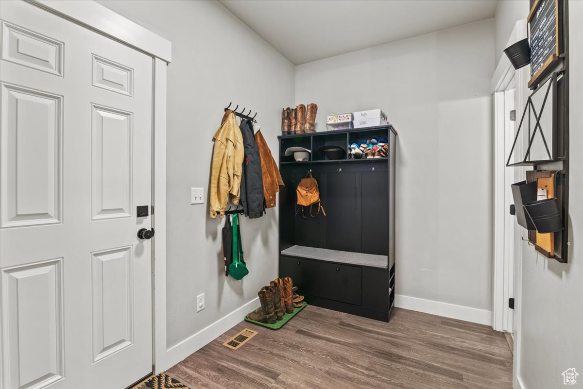 LEGACY ESTATES - Residential