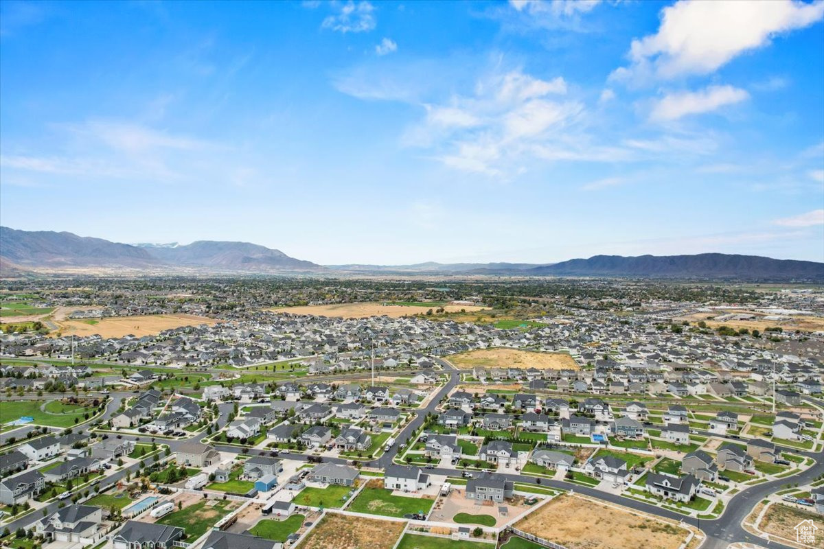 LEGACY ESTATES - Residential