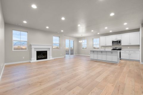 Tiny photo for 1882 S 2475 W, West Haven, UT 84401 (MLS # 2120982)