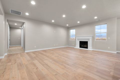 Tiny photo for 1882 S 2475 W, West Haven, UT 84401 (MLS # 2120982)
