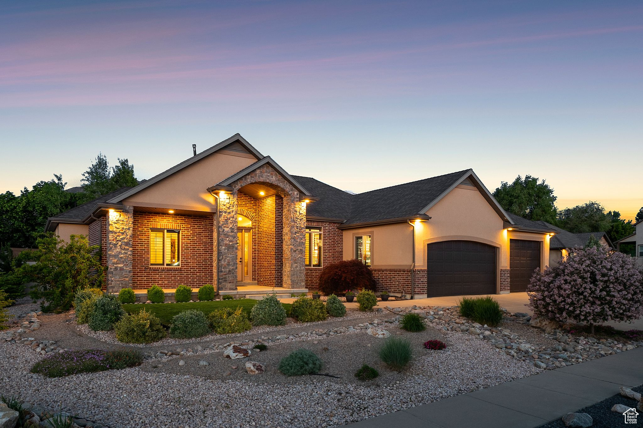 7538 S 1740, South Weber, Utah image 1