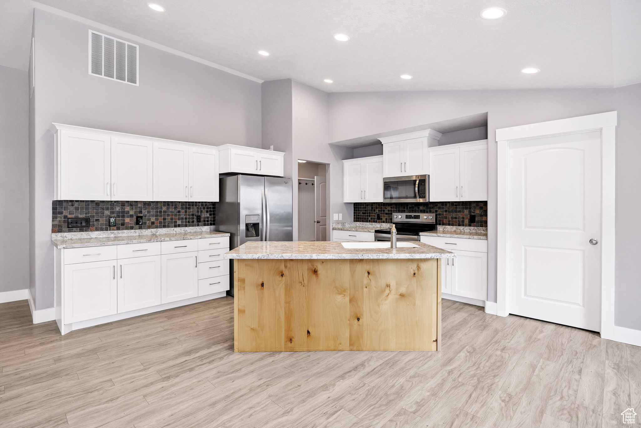 818 S 560, Providence, Utah image 12