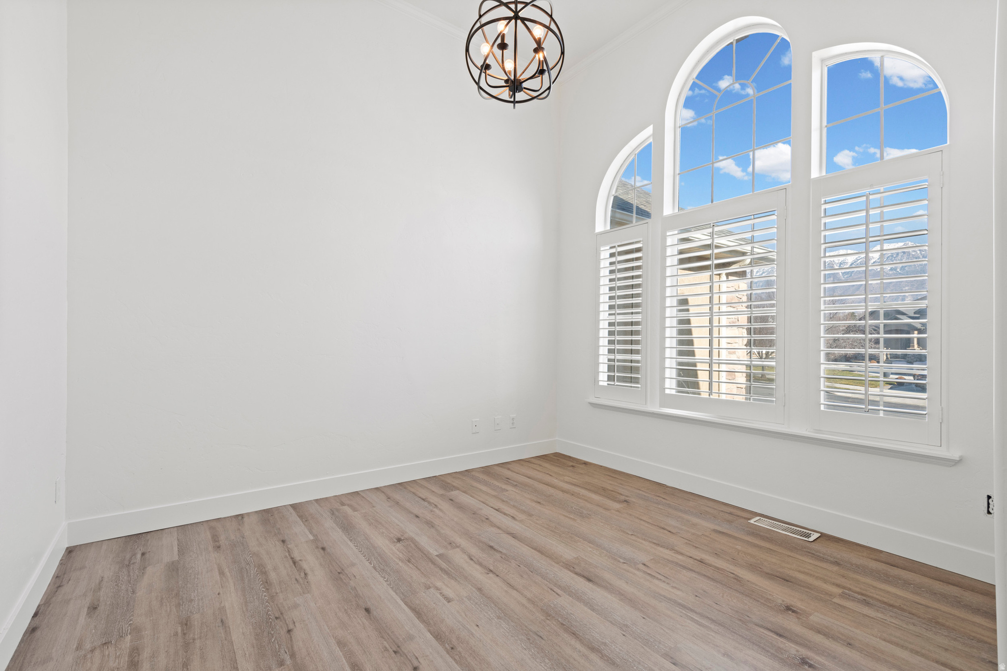 WHISPERWOOD - Residential