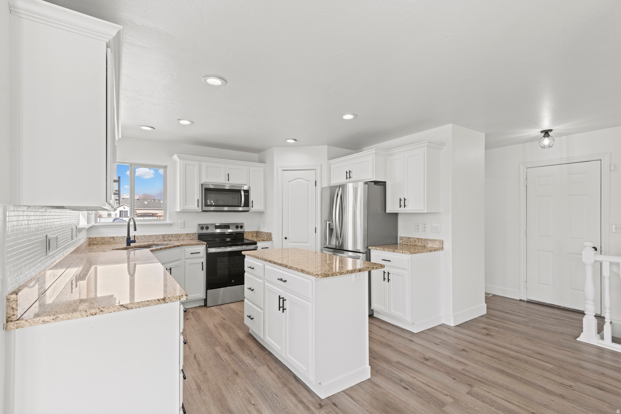 WHISPERWOOD - Residential