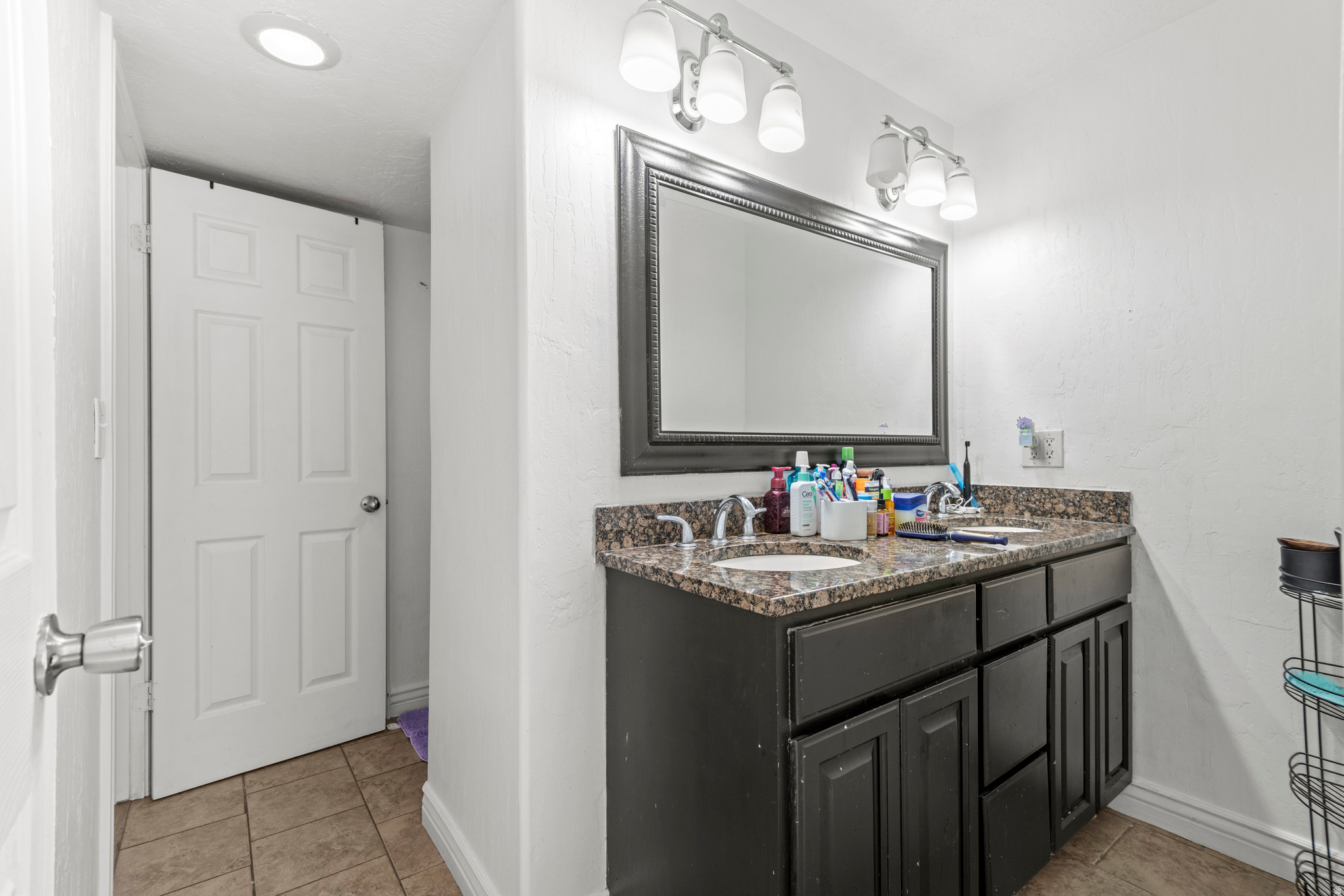 WHISPERWOOD - Residential