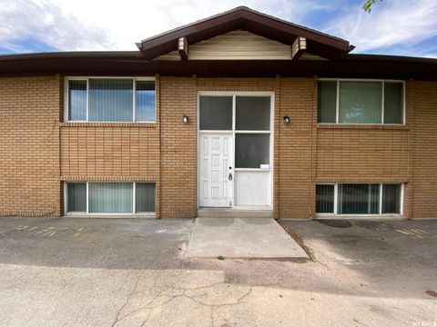 Photo of 3135 S 200 E, South Salt Lake, UT 84115 (MLS # 2153631)