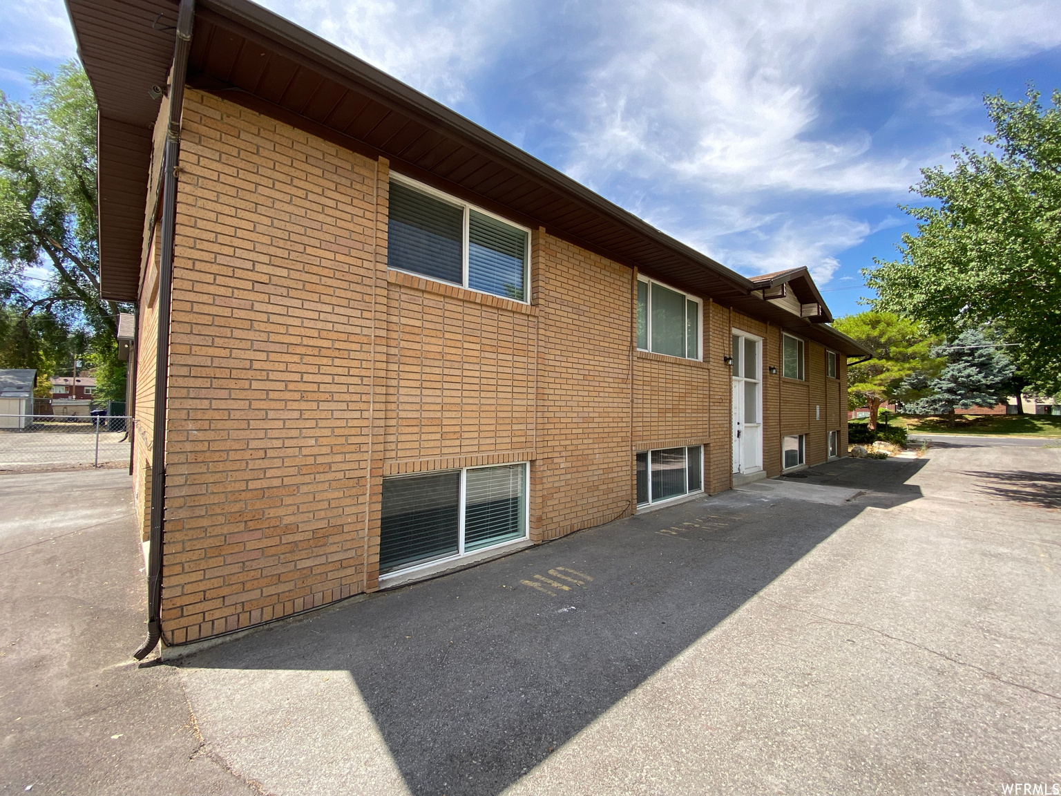 TEN AC PLAT A - Residential Income