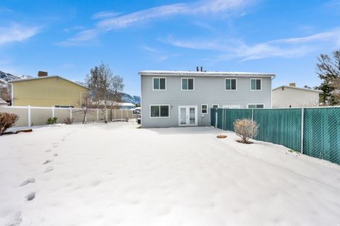 Tiny photo for 7873 S CHADBOURNE DR #B, Cottonwood Heights, UT 84121 (MLS # 2149801)