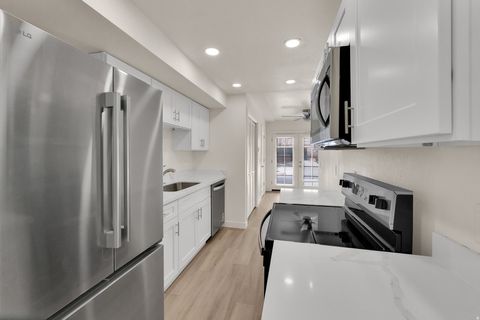 Tiny photo for 7873 S CHADBOURNE DR #B, Cottonwood Heights, UT 84121 (MLS # 2149801)