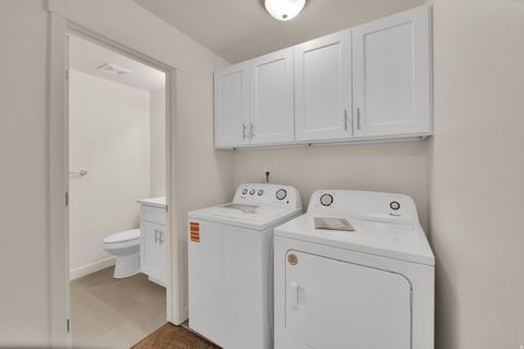Tiny photo for 7873 S CHADBOURNE DR #B, Cottonwood Heights, UT 84121 (MLS # 2149801)