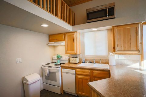 Tiny photo for 144 ASH ST, Hurricane, UT 84737 (MLS # 2127968)