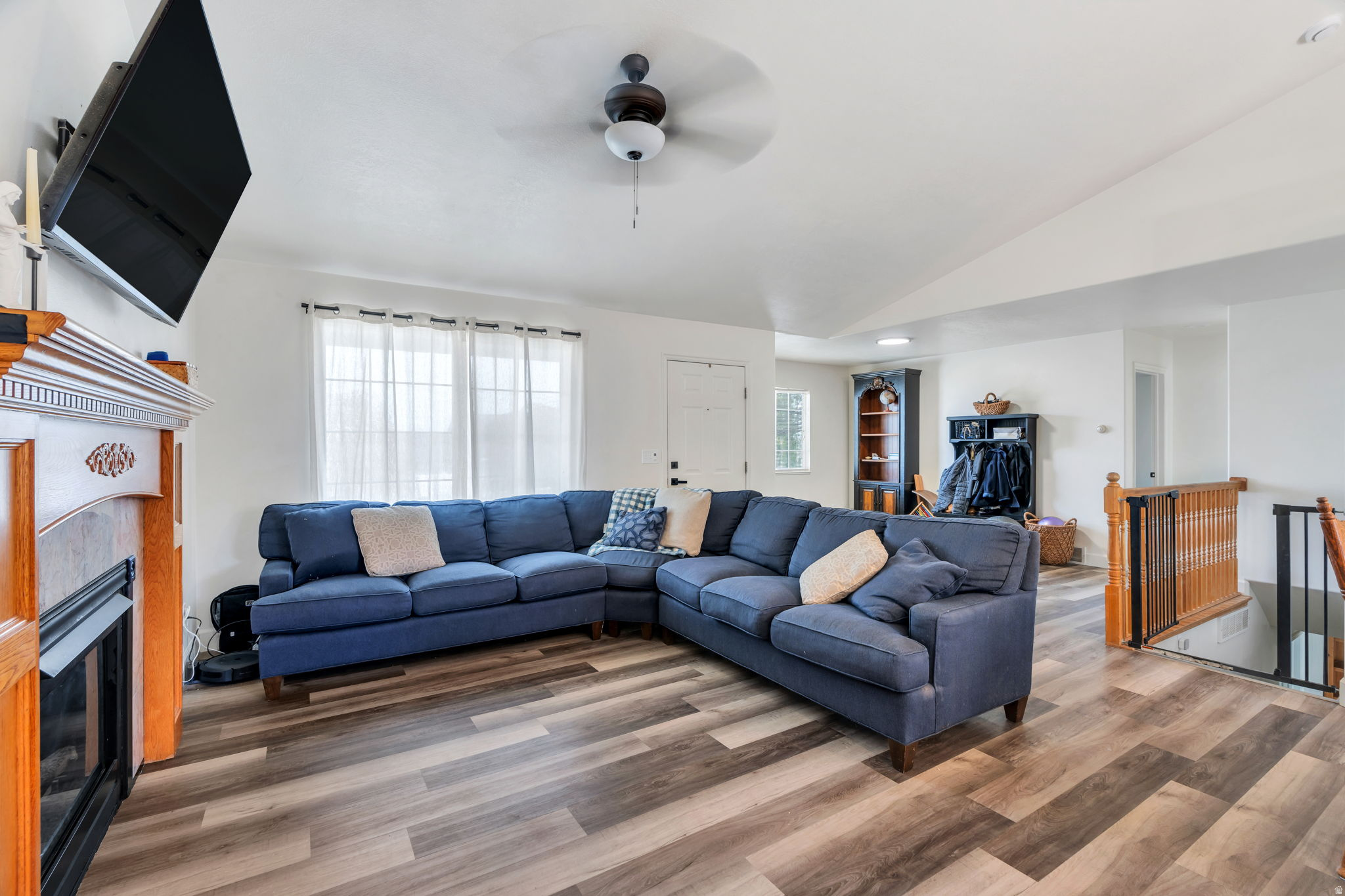 ALPINE VIEW - Residential