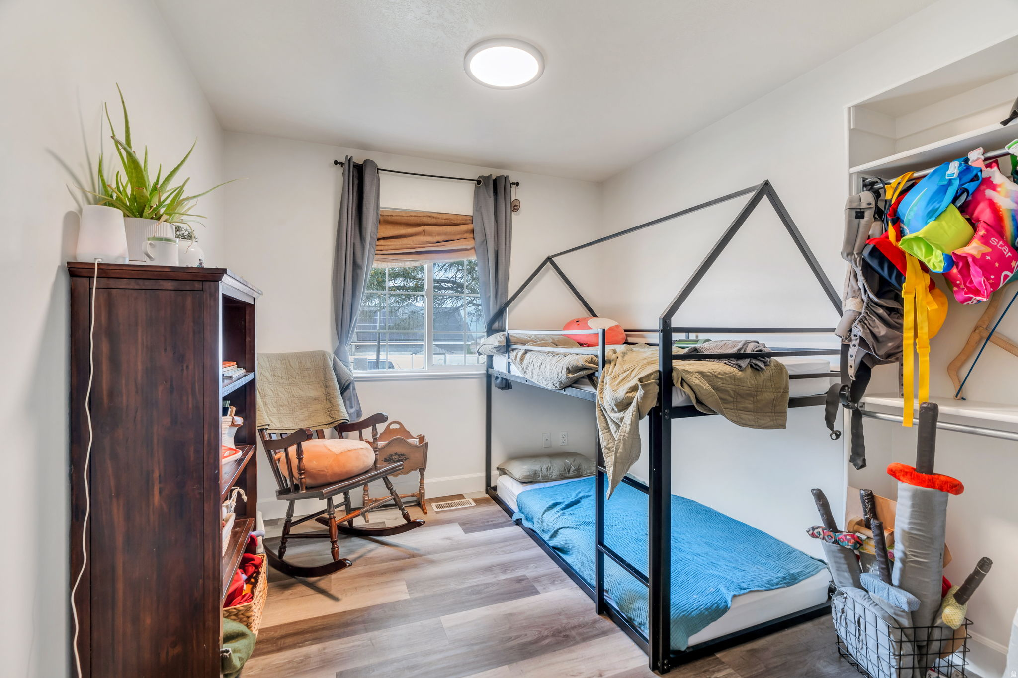 ALPINE VIEW - Residential