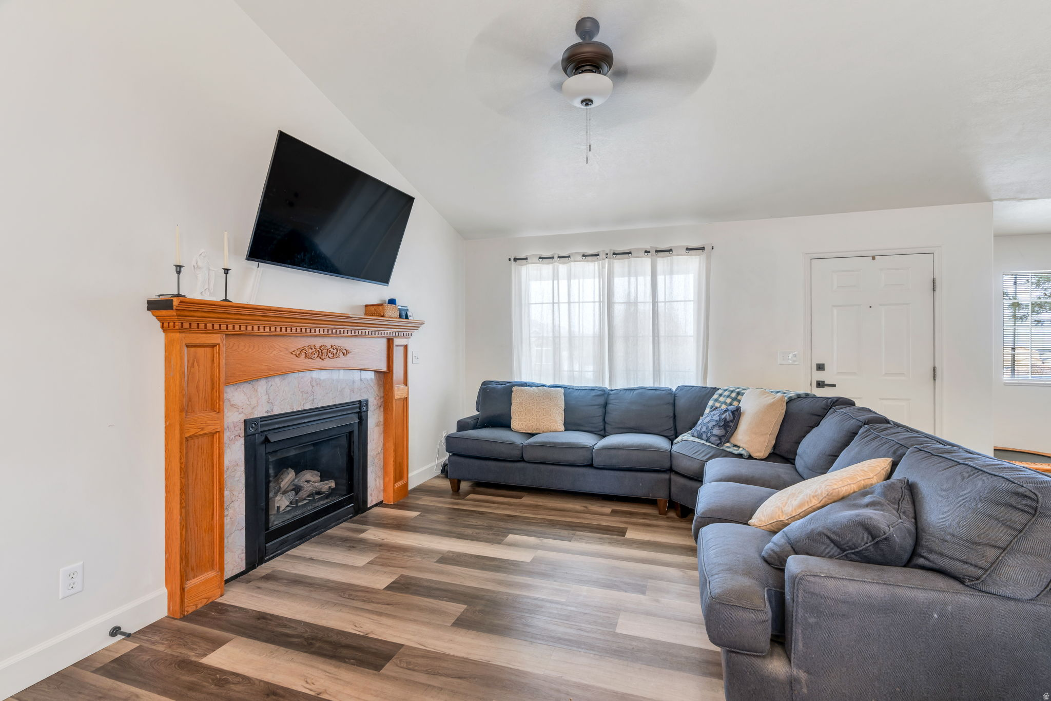 ALPINE VIEW - Residential