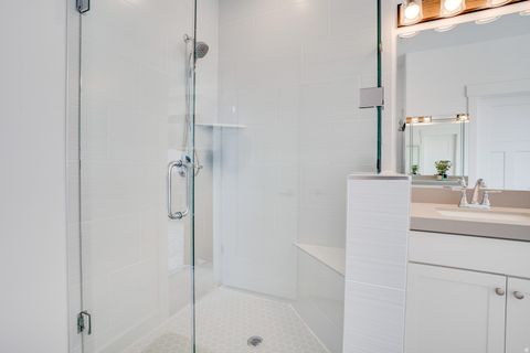 Tiny photo for 1126 N SPRINGER VIEW LOOP, Midway, UT 84049 (MLS # 2134325)