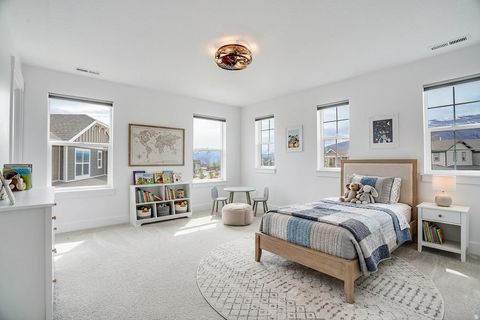 Tiny photo for 1126 N SPRINGER VIEW LOOP, Midway, UT 84049 (MLS # 2134325)