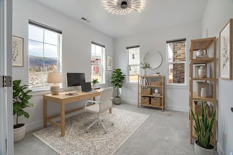 Tiny photo for 1126 N SPRINGER VIEW LOOP, Midway, UT 84049 (MLS # 2134325)