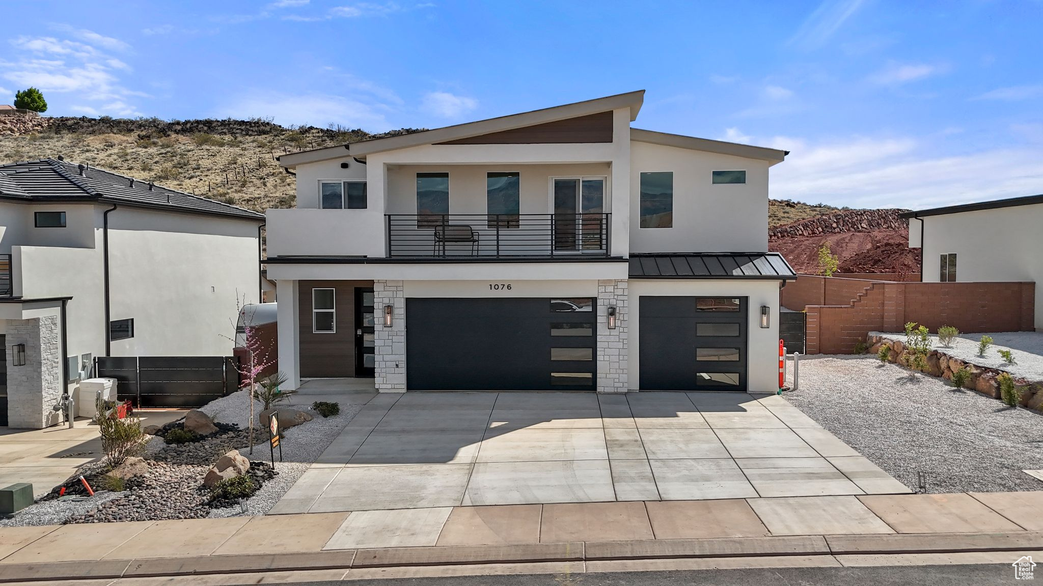 1076 E Coyote Crest Dr, Washington, Utah image 2