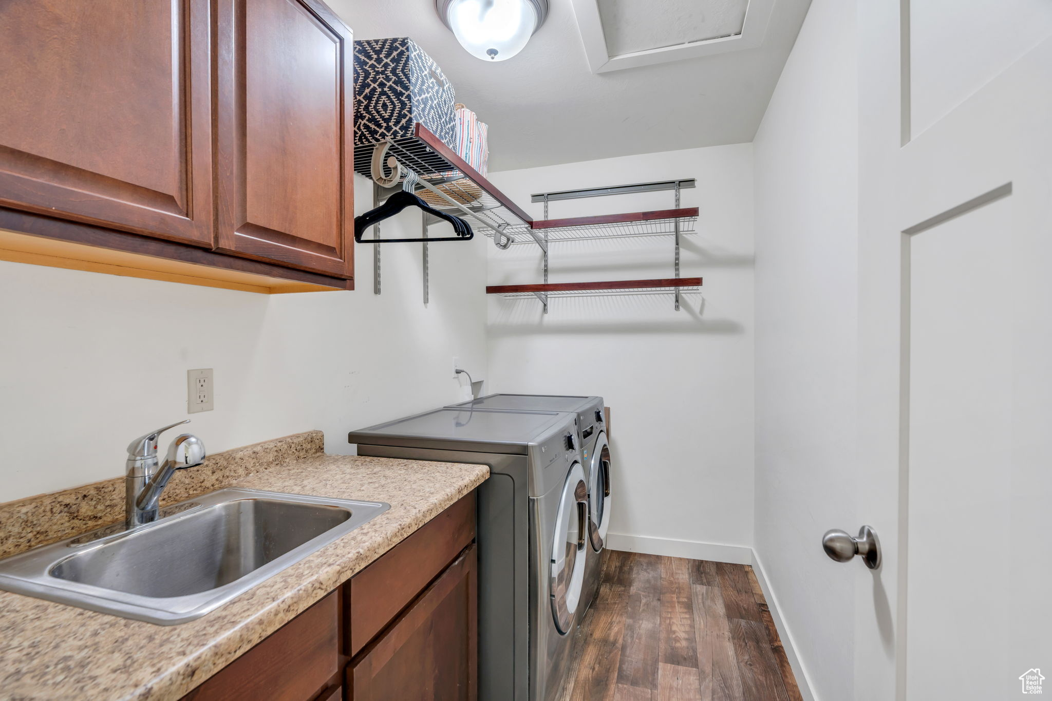 EDGEWATER - Residential