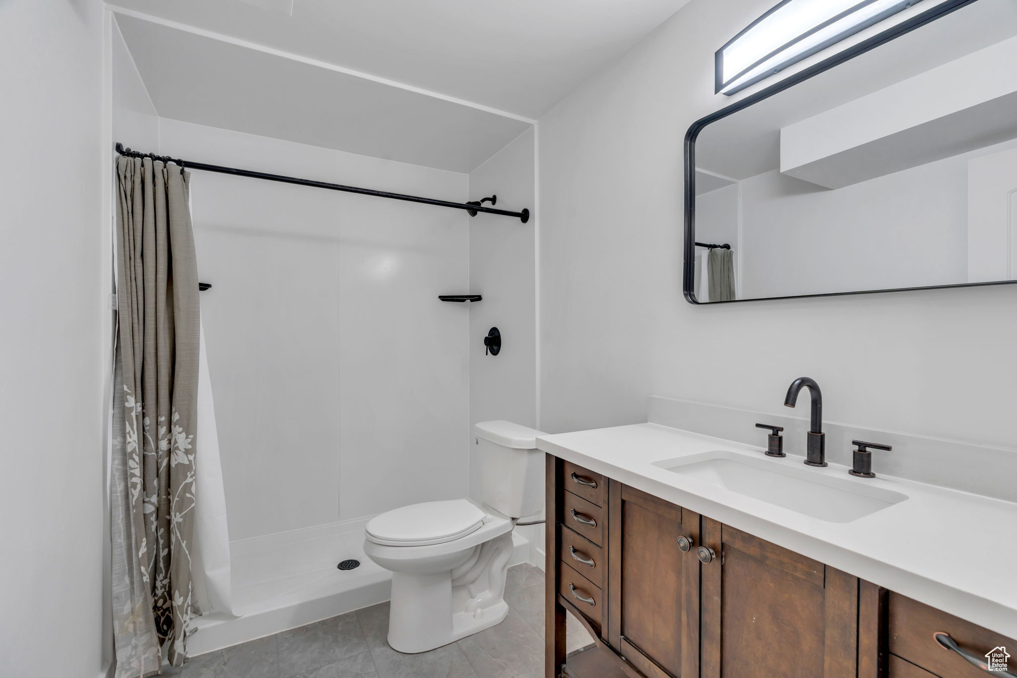 EDGEWATER - Residential