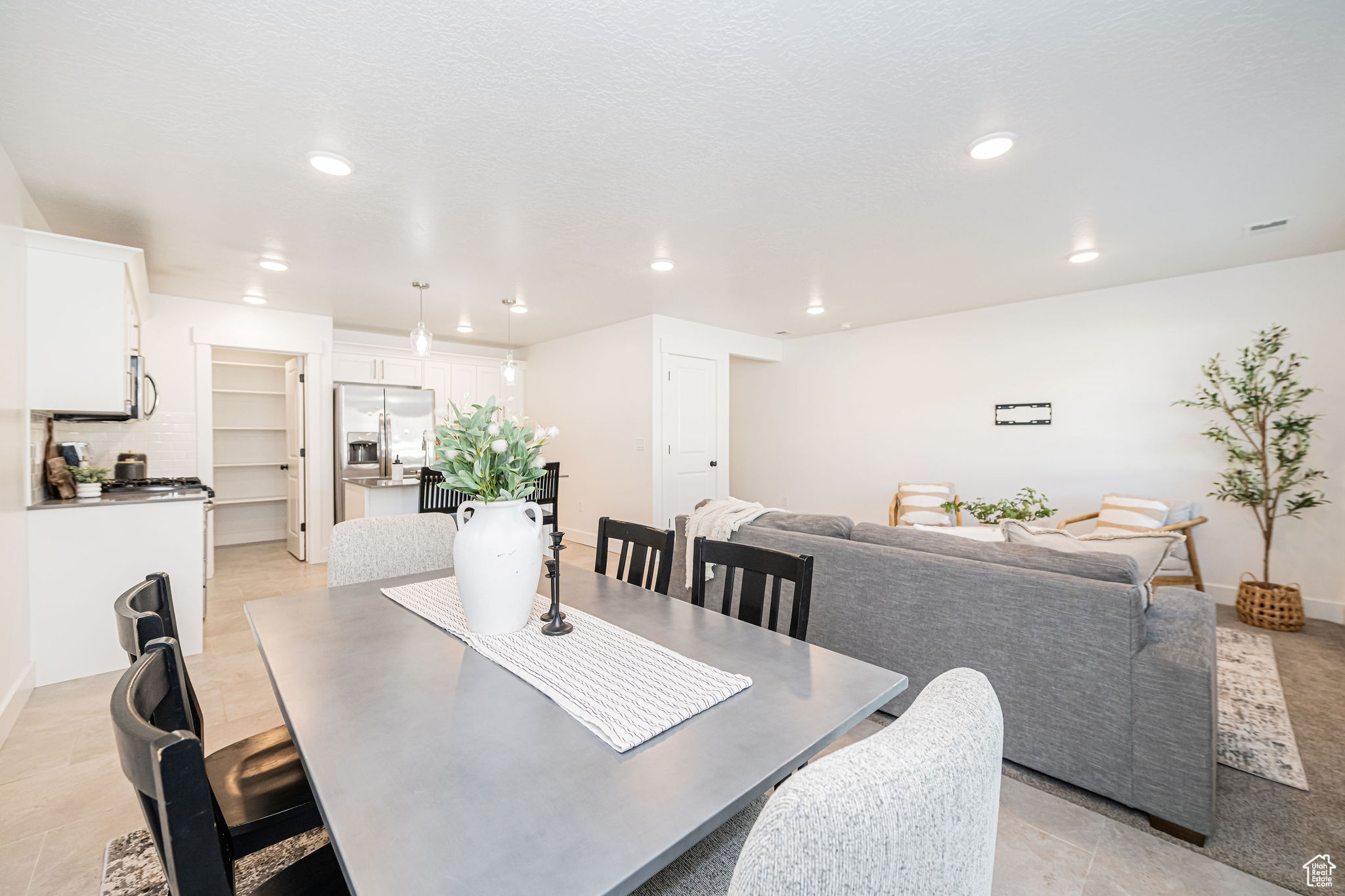 6466 S Aspen Ln, South Weber, Utah image 12