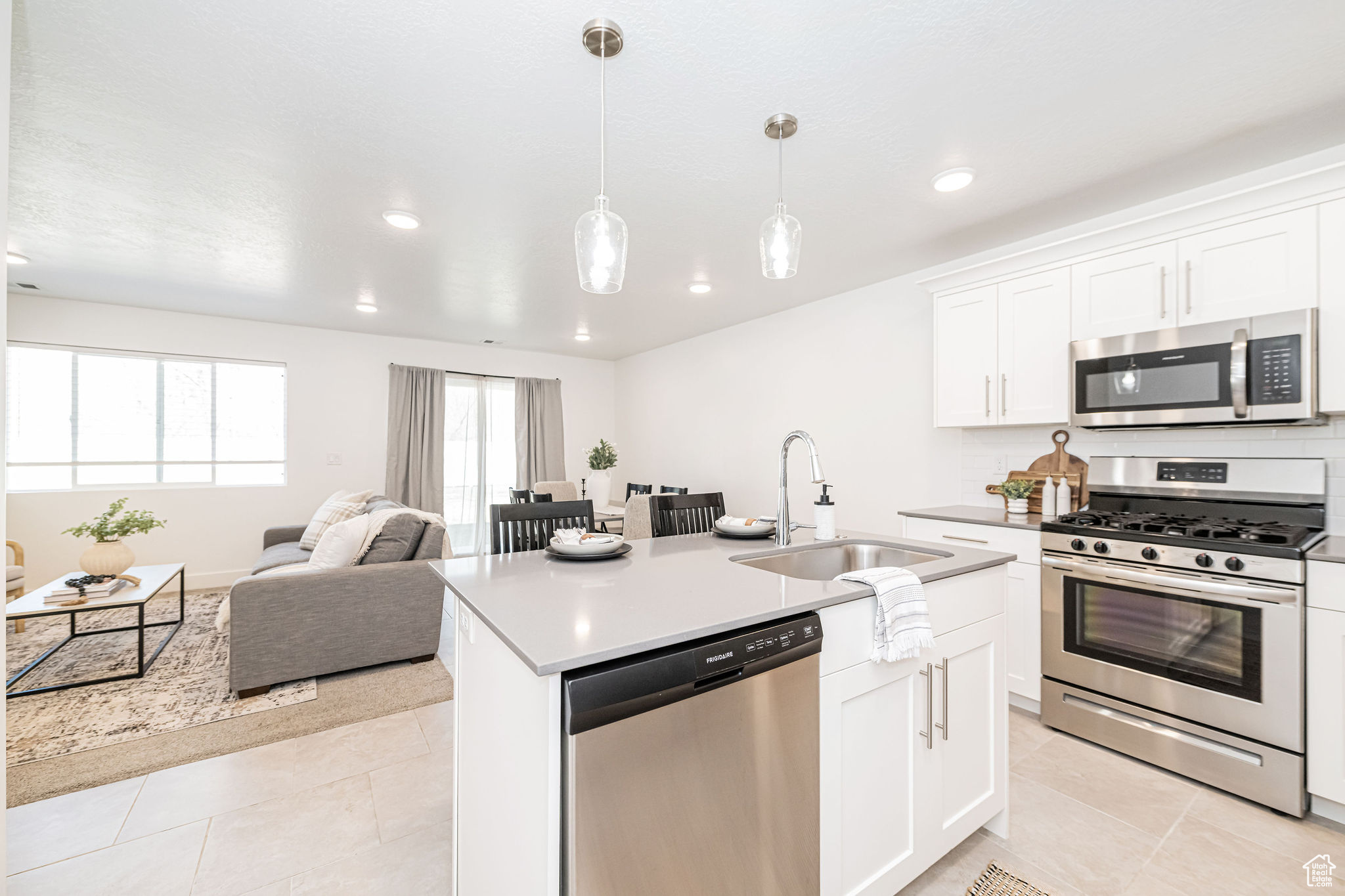 6466 S Aspen Ln, South Weber, Utah image 16