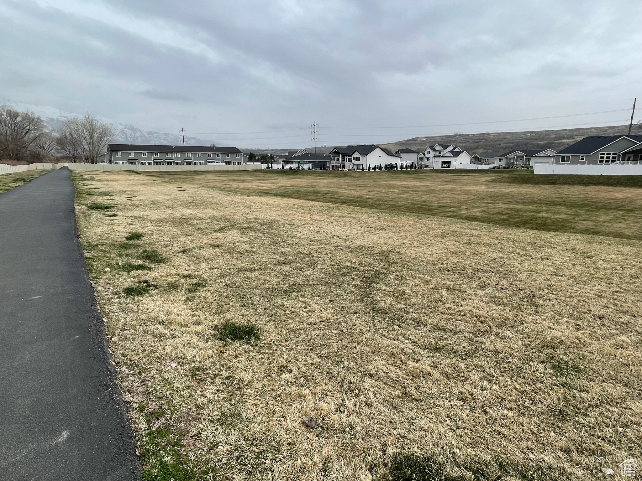 6466 S Aspen Ln, South Weber, Utah image 33