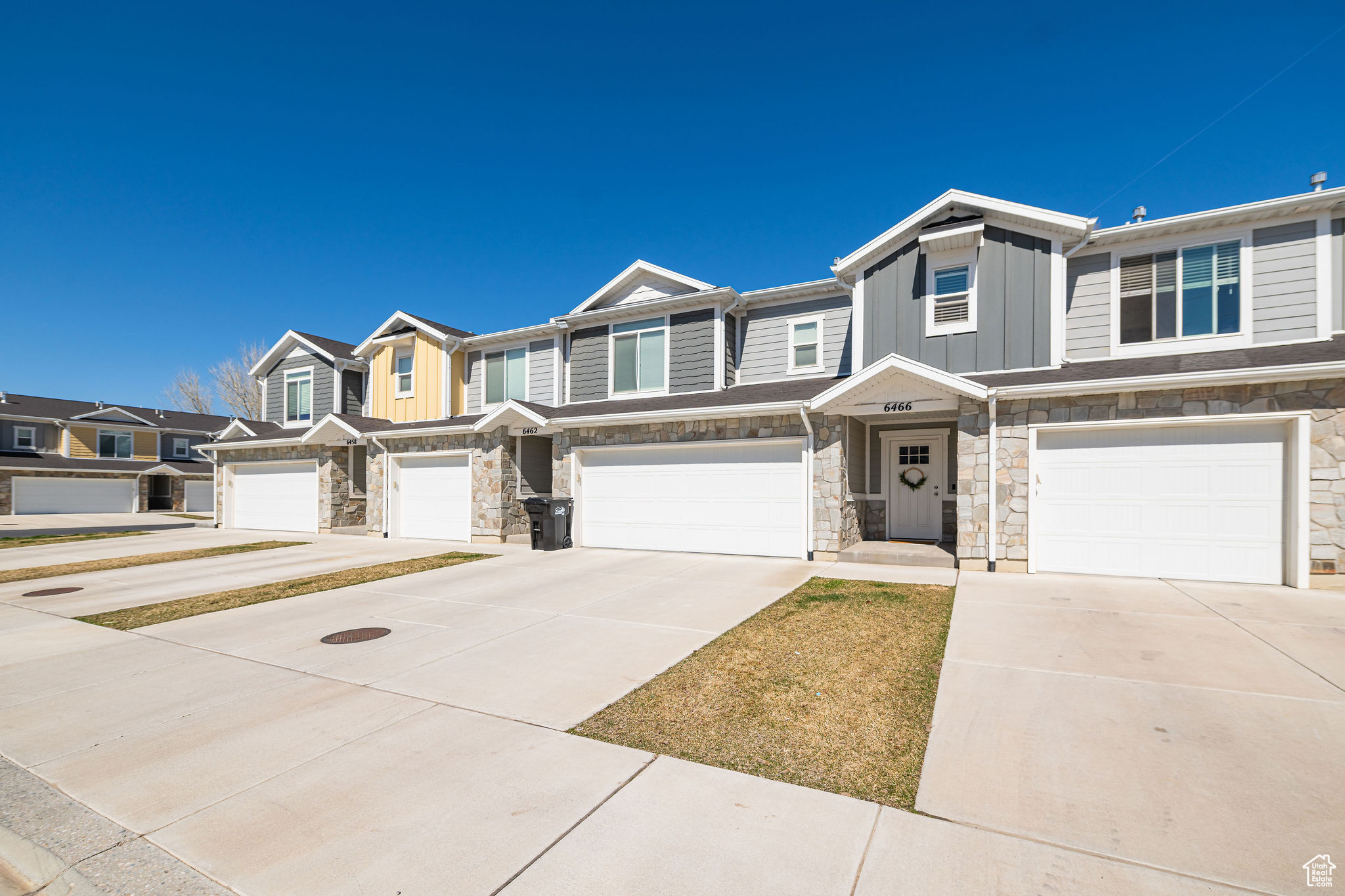 6466 S Aspen Ln, South Weber, Utah image 2