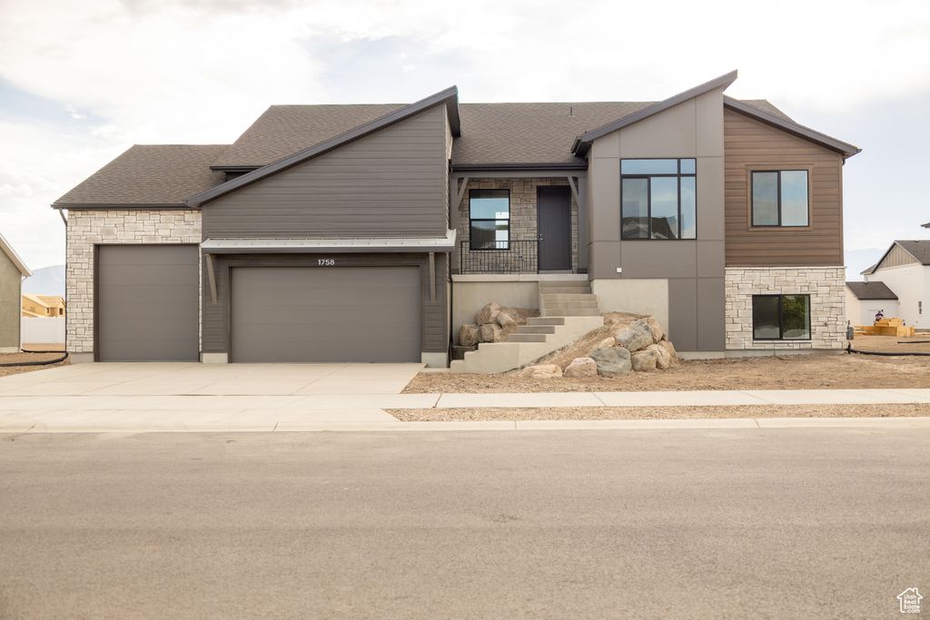 Photo of 1758 S 3875 W #226, Taylor, UT 84401 (MLS # 2098749)