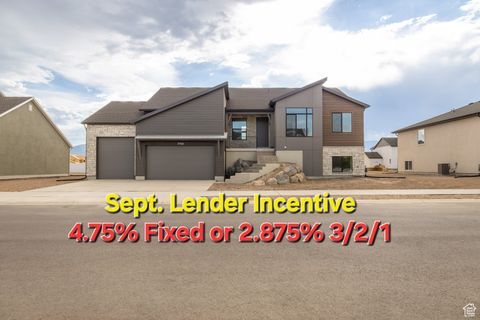 Photo of 1758 S 3875 W #226, Taylor, UT 84401 (MLS # 2098749)