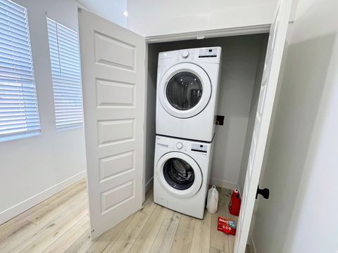 Tiny photo for 514 S KONETA CT, Salt Lake City, UT 84102 (MLS # 2140246)